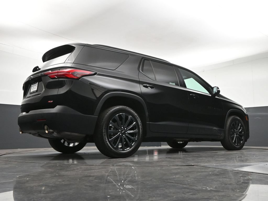 Certified 2023 Chevrolet Traverse RS w/ LPO, Floor Liner Package AWD/4WD image 28