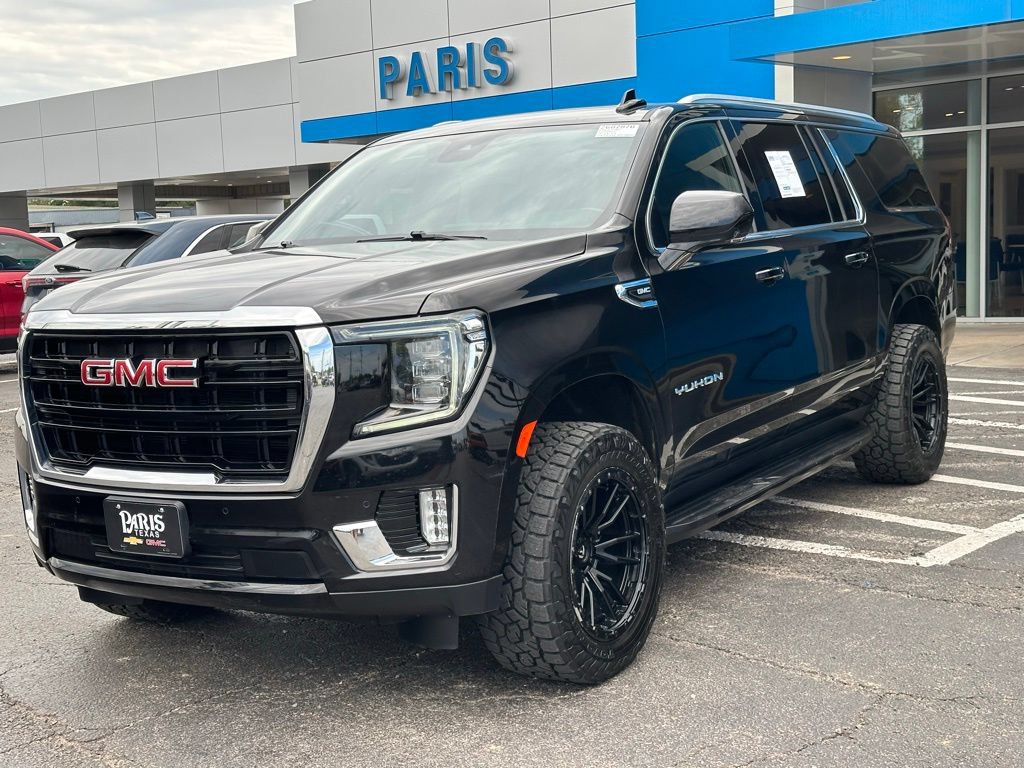Used 2023 GMC Yukon XL SLE w/ Gmc Pro Safety Plus Package AWD/4WD image 3