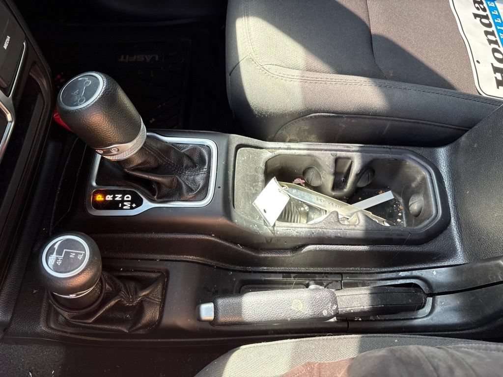 Used 2020 Jeep Wrangler Unlimited Sport AWD/4WD image 25