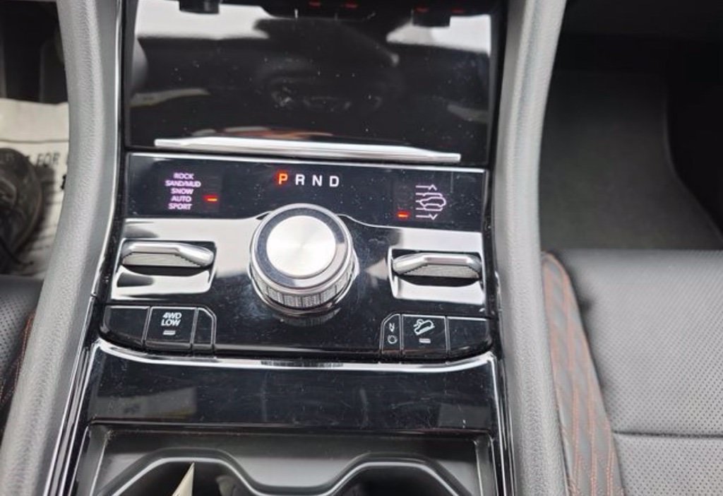 Used 2025 Jeep Grand Cherokee L Summit w/ Obsidian Package AWD/4WD image 20