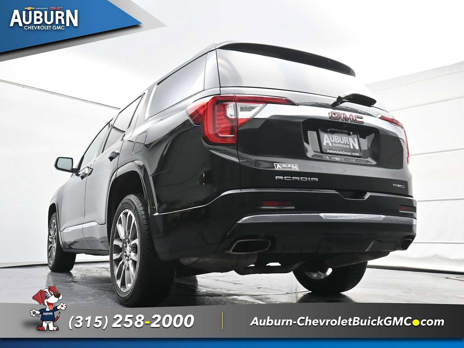 Used 2023 GMC Acadia Denali w/ Trailering Package image 21