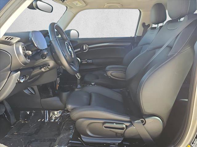 Used 2024 MINI Cooper SE image 17