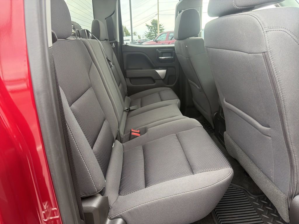 Used 2018 Chevrolet Silverado 1500 LT w/ All Star Edition image 22