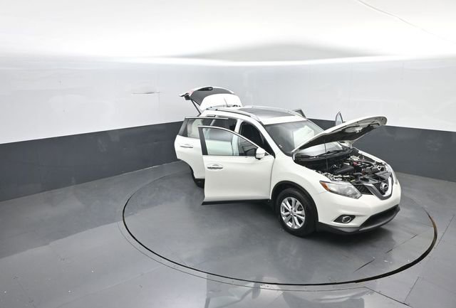 Used 2015 Nissan Rogue SV w/ SV Premium Package image 33