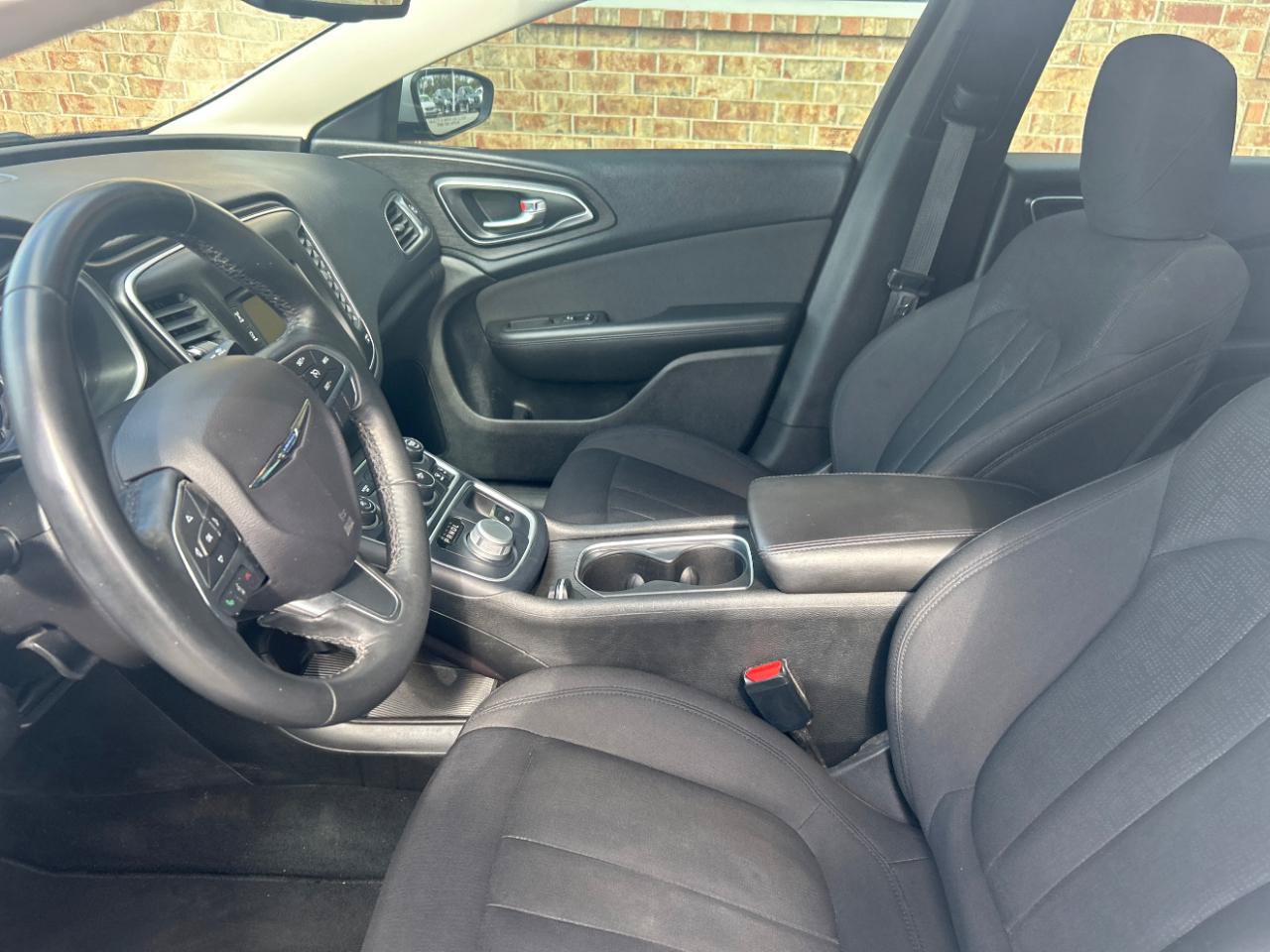 Used 2016 Chrysler 200 Limited w/ Convenience Group FWD image 18