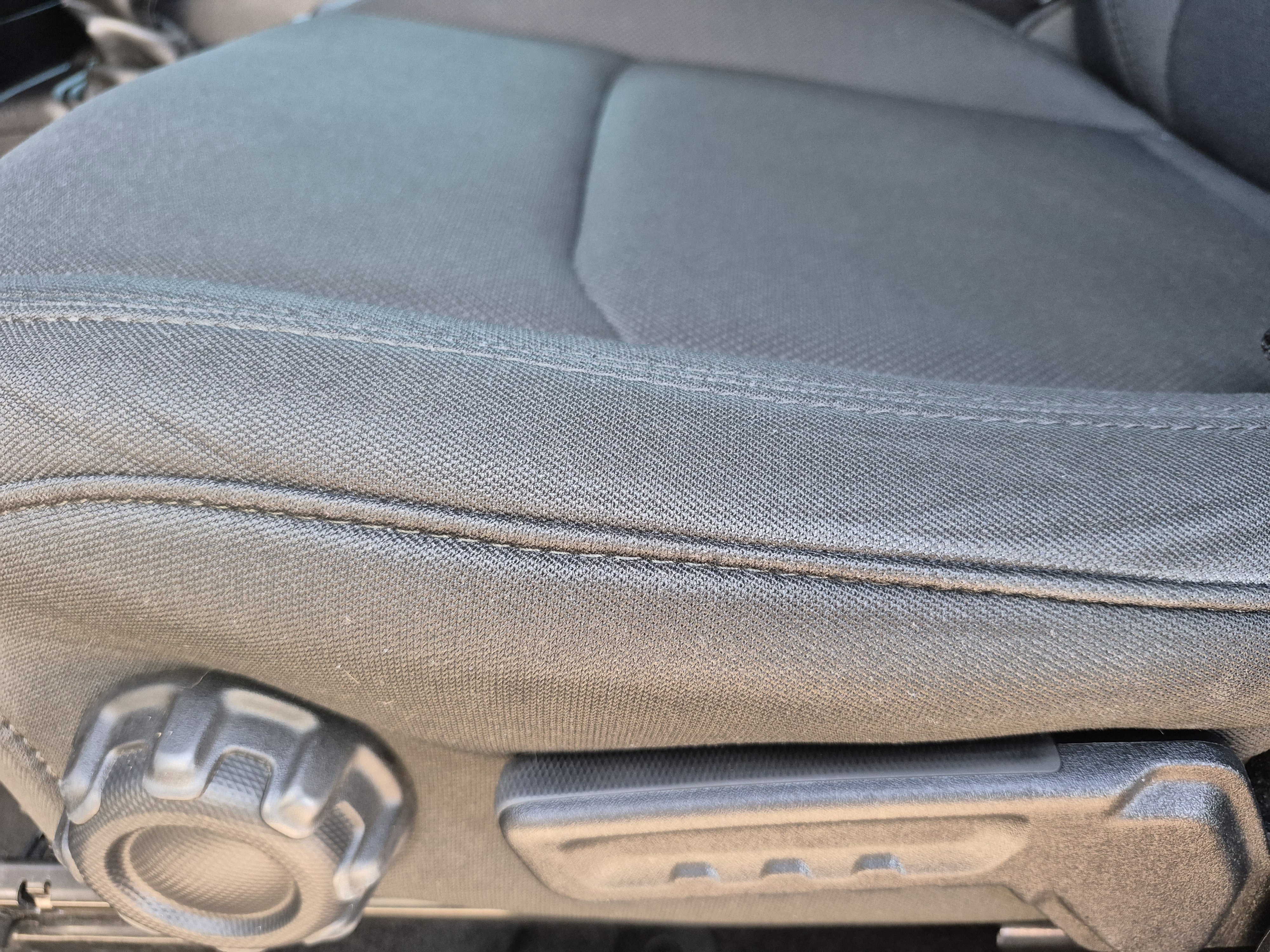 Used 2021 Jeep Wrangler Unlimited Sport image 26