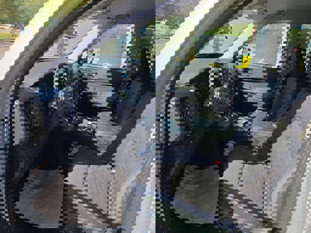 New 2025 Nissan Pathfinder SV image 16