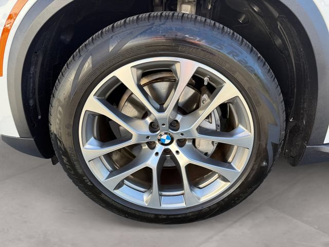 Certified 2024 BMW X5 xDrive40i w/ Premium Package AWD/4WD image 14