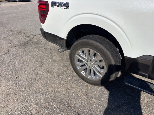 Used 2024 Ford F150 King Ranch w/ FX4 Off-Road Package image 10