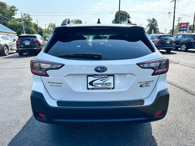 Used 2024 Subaru Outback Premium AWD/4WD image 7