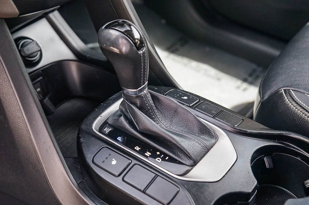 Used 2014 Hyundai Santa Fe GLS image 18