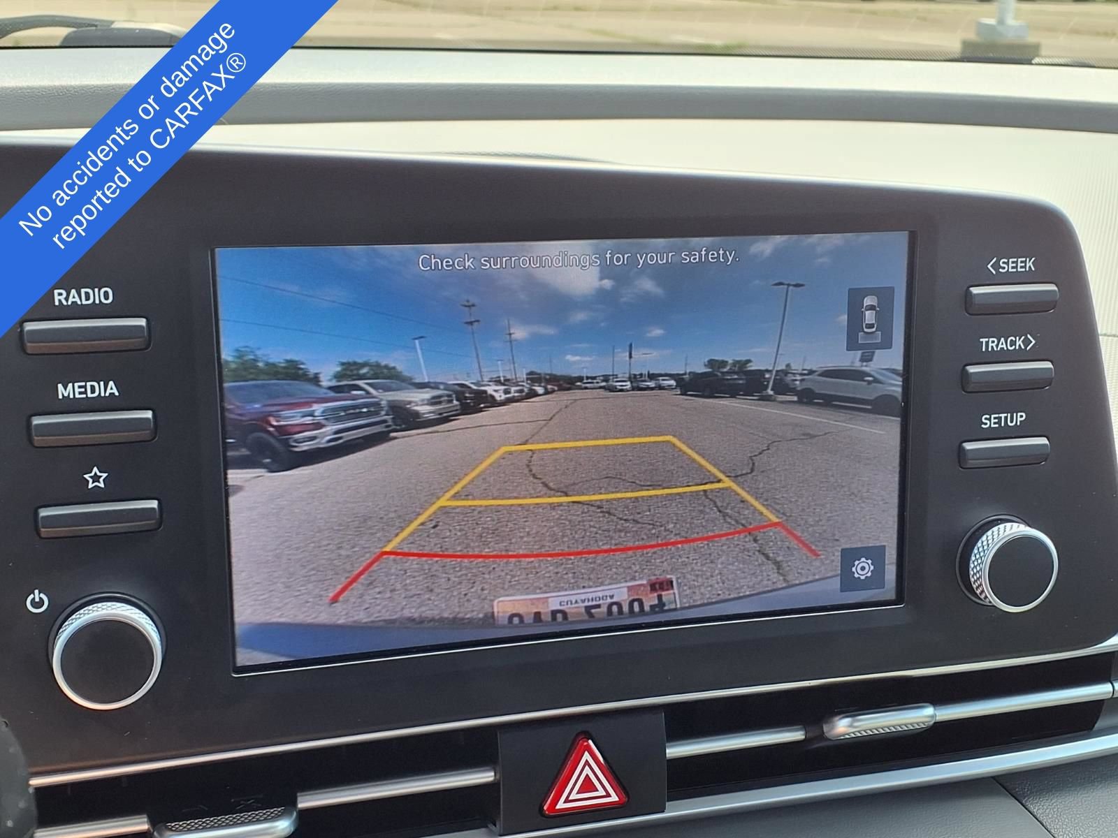 Used 2022 Hyundai Elantra SE FWD image 24
