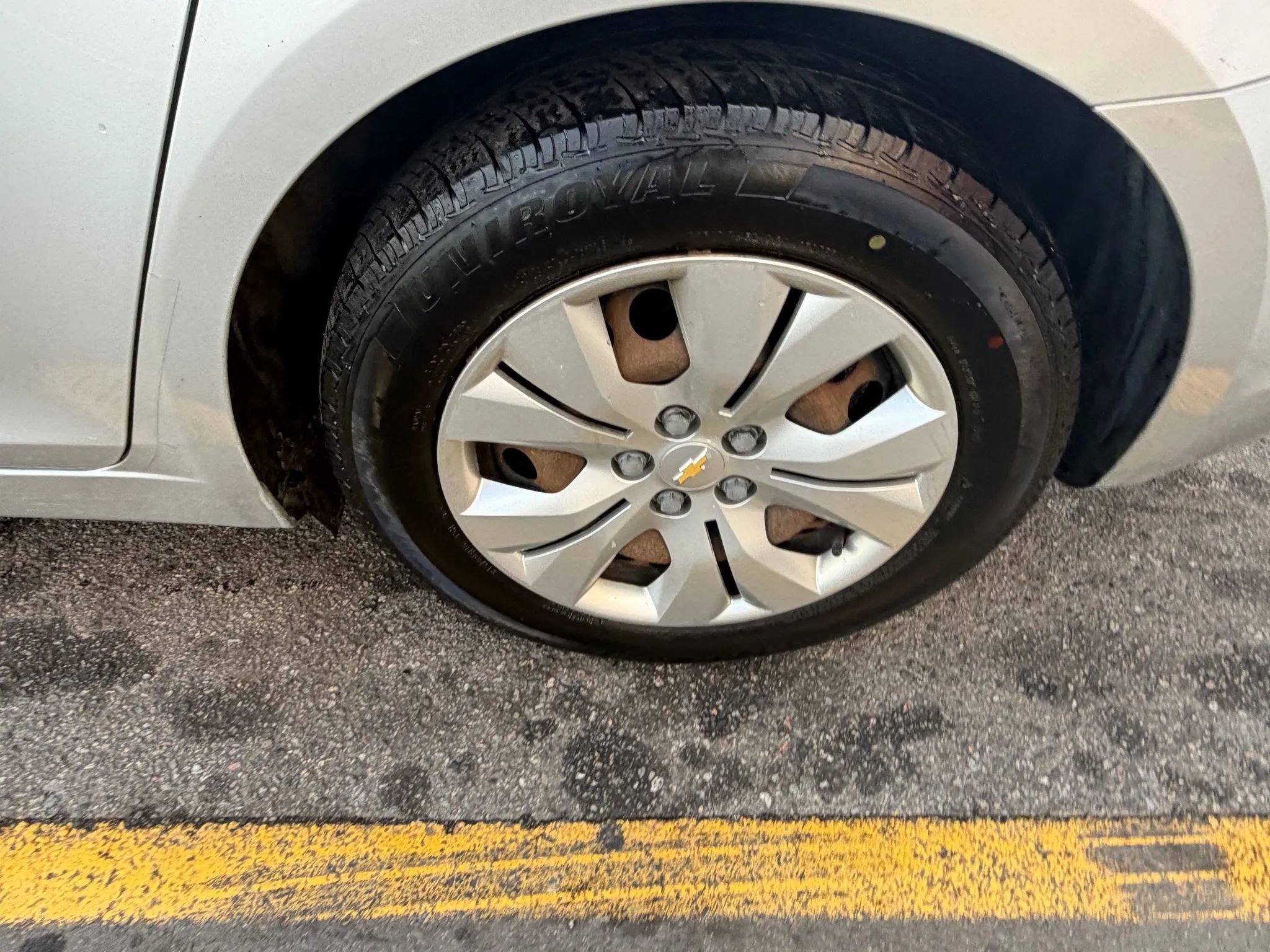 Used 2016 Chevrolet Cruze LS image 9