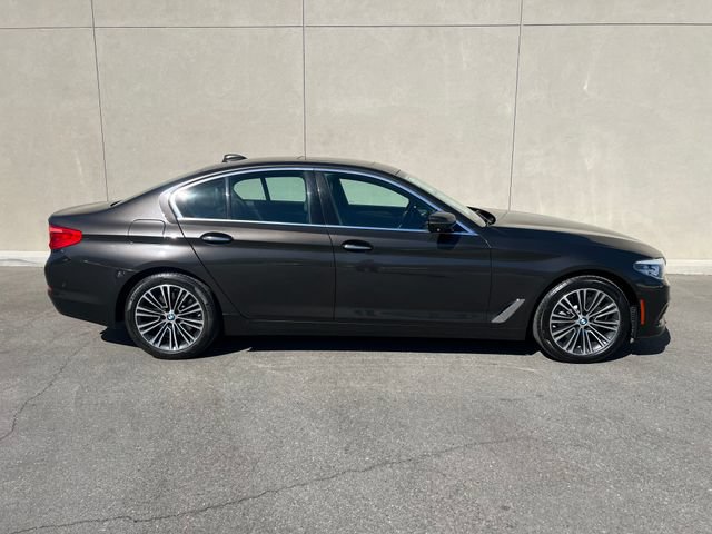 Used 2017 BMW 530i RWD image 5