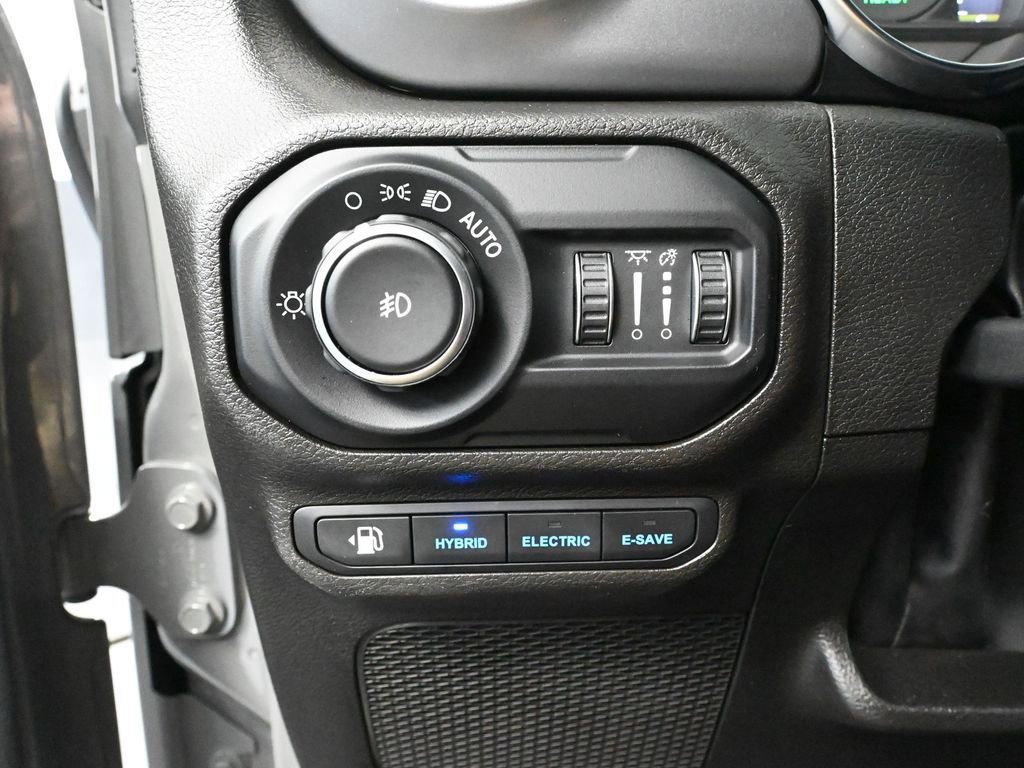 Used 2022 Jeep Wrangler Unlimited Rubicon 4xe w/ Cold Weather Group image 32