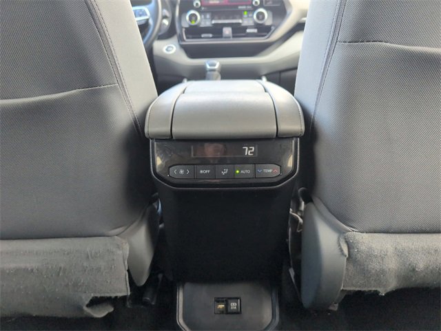 Used 2021 Toyota Highlander LE image 25