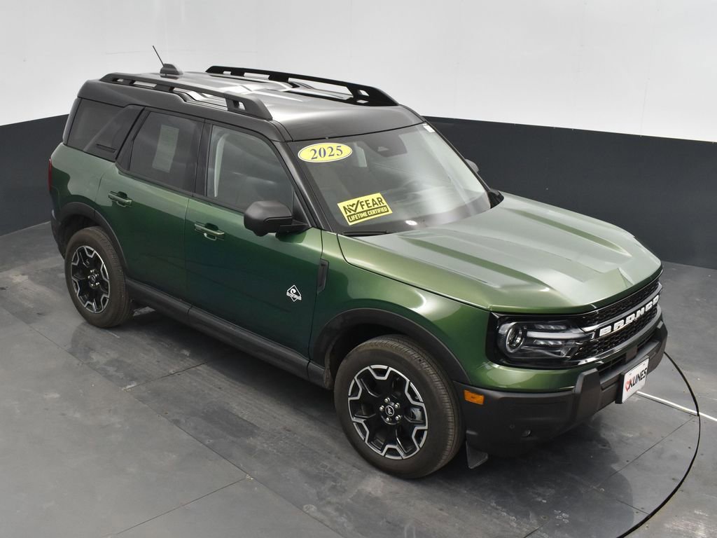 Used 2025 Ford Bronco Sport Outer Banks w/ Outer Banks Tech Package+ AWD/4WD image 46