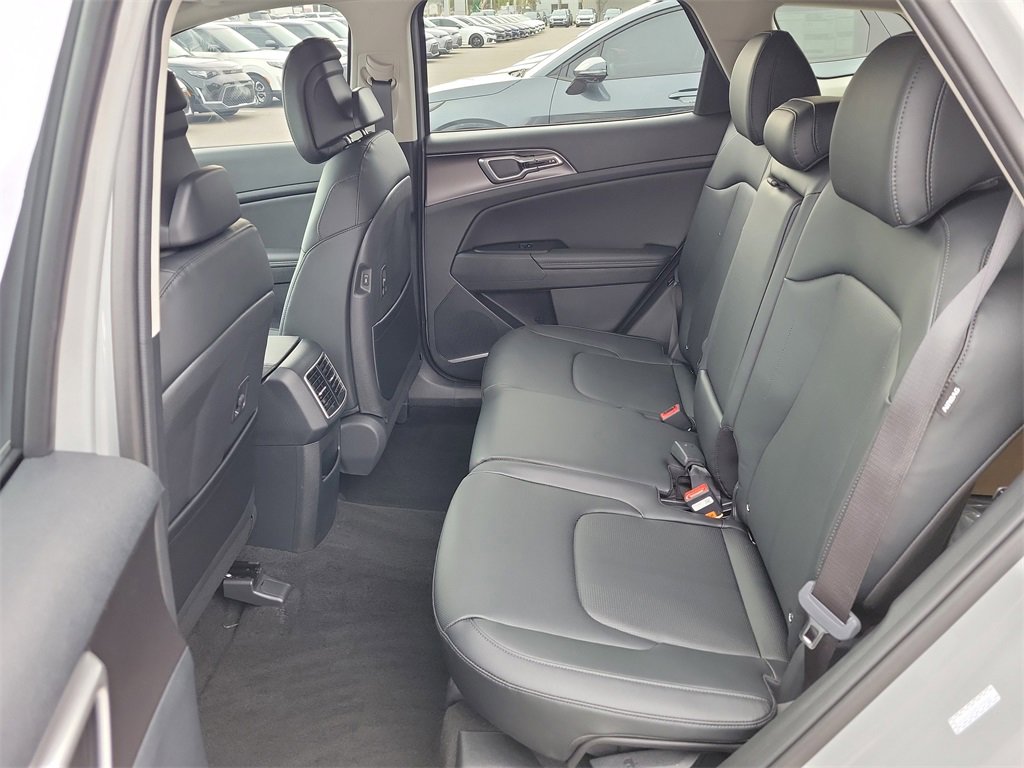 New 2026 Kia Sportage EX image 16