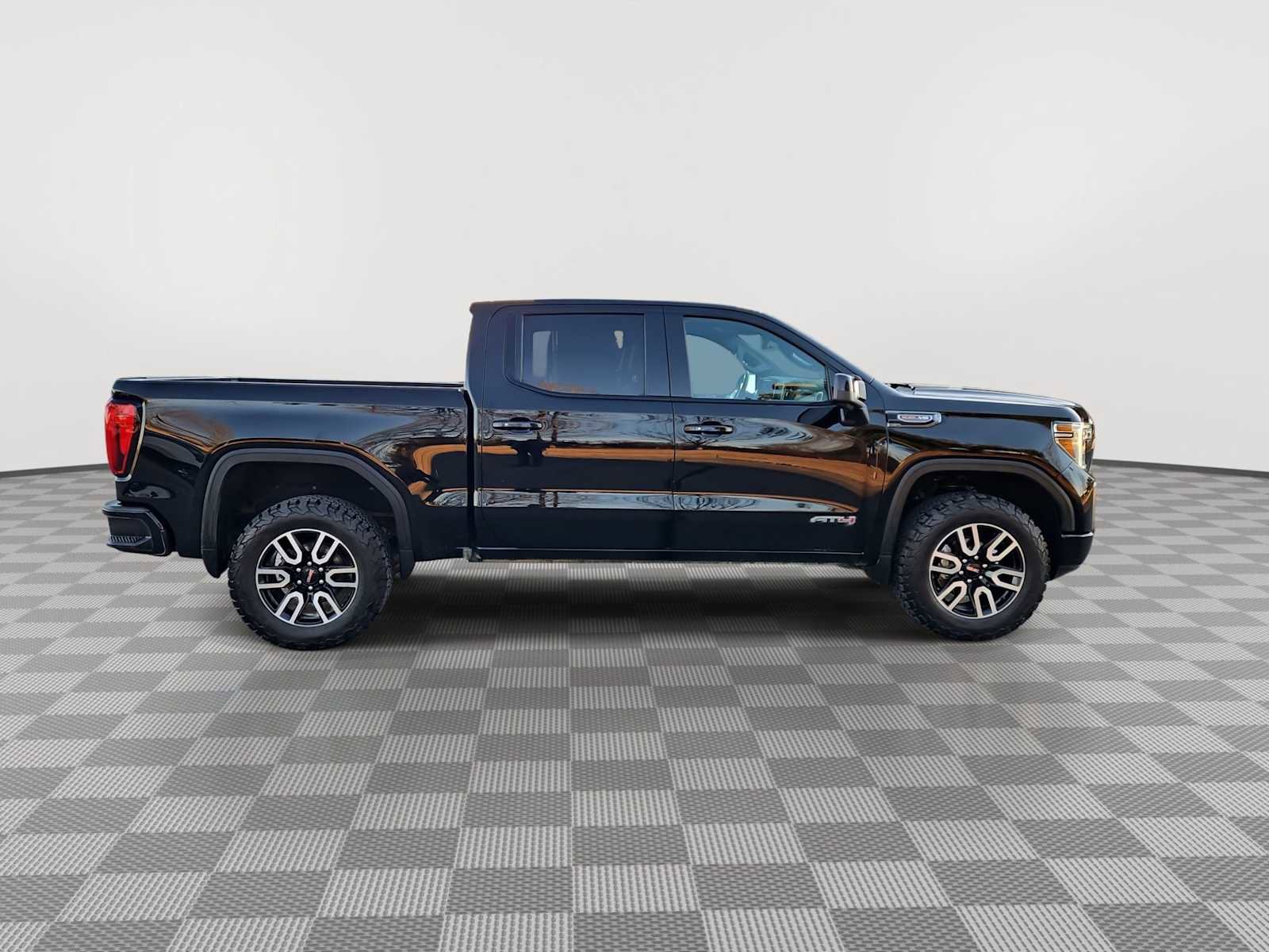 Used 2021 GMC Sierra 1500 AT4 image 9