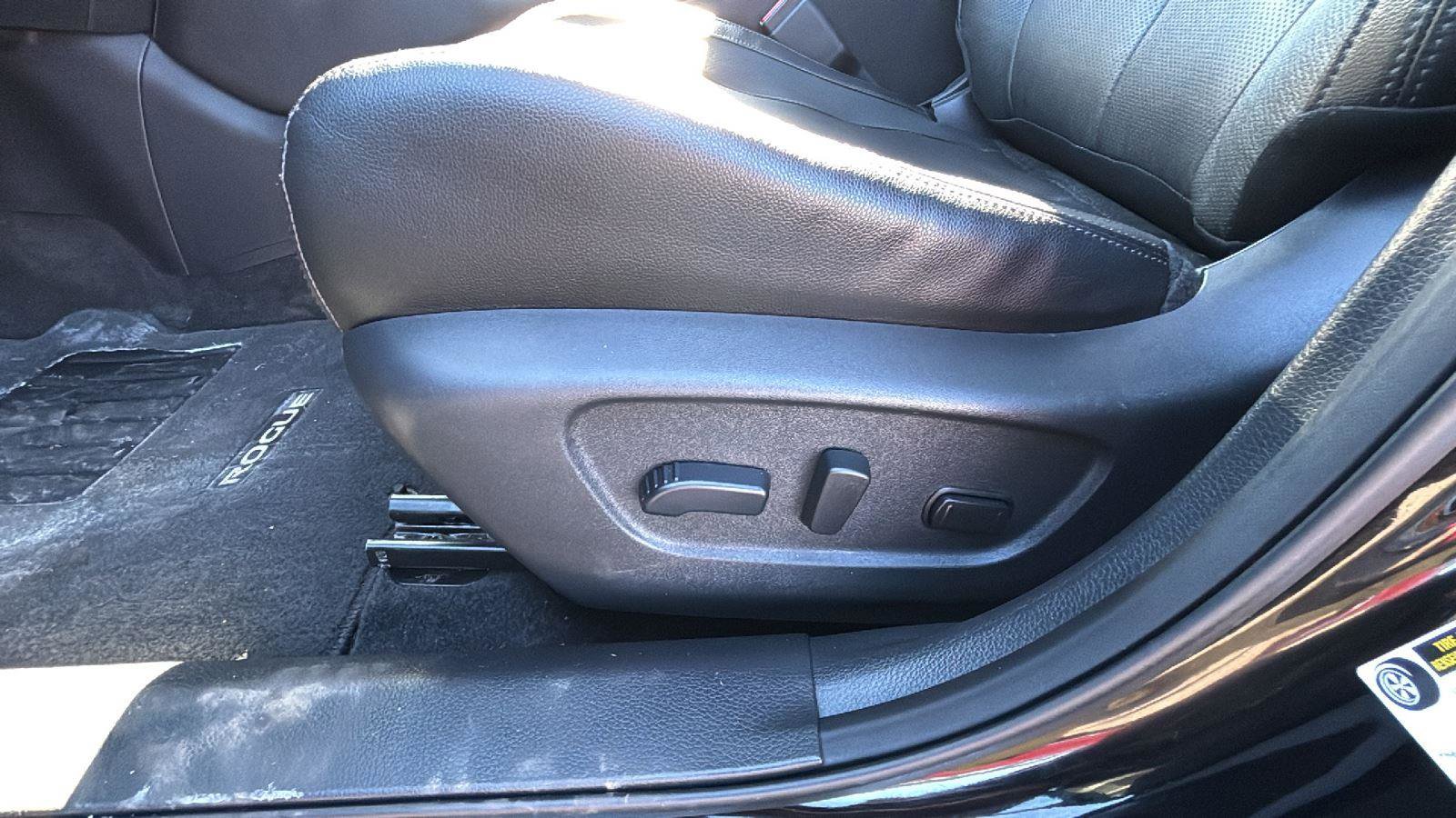 Used 2018 Nissan Rogue SL w/ Premium Package image 20