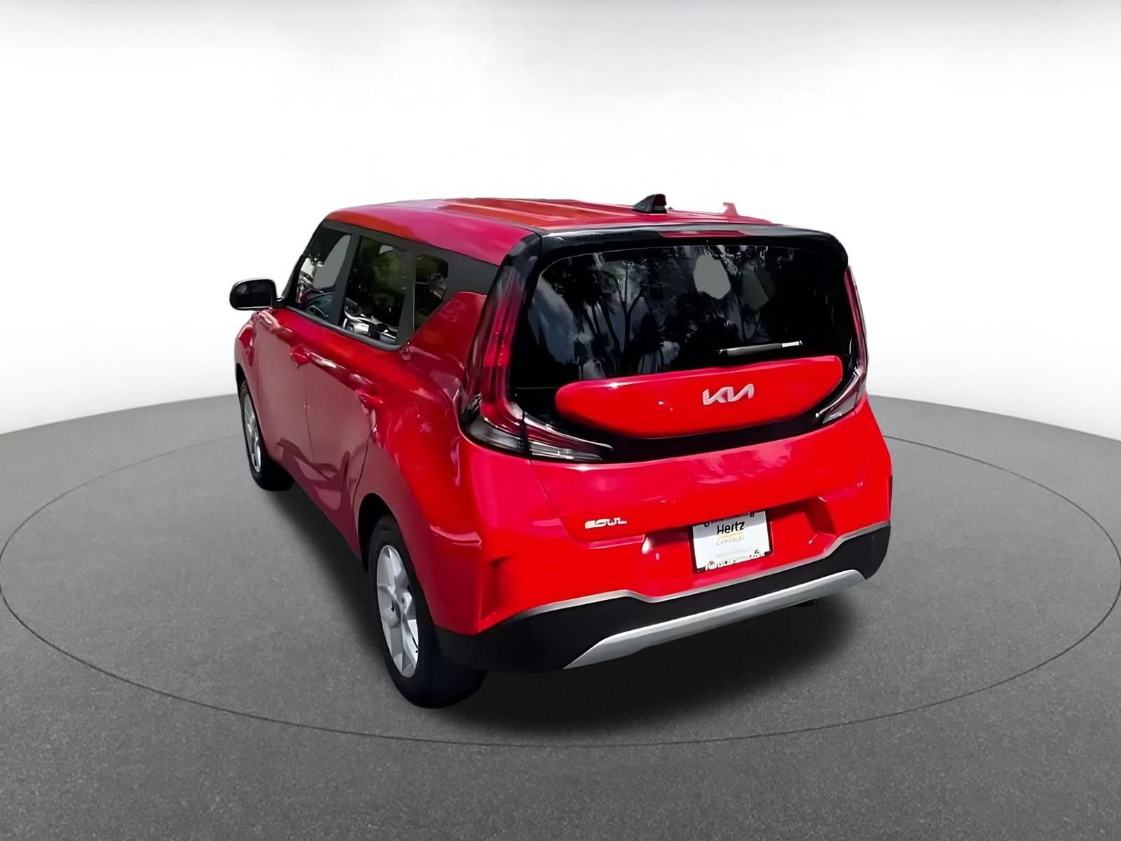 Used 2025 Kia Soul LX w/ LX Technology Package FWD image 10