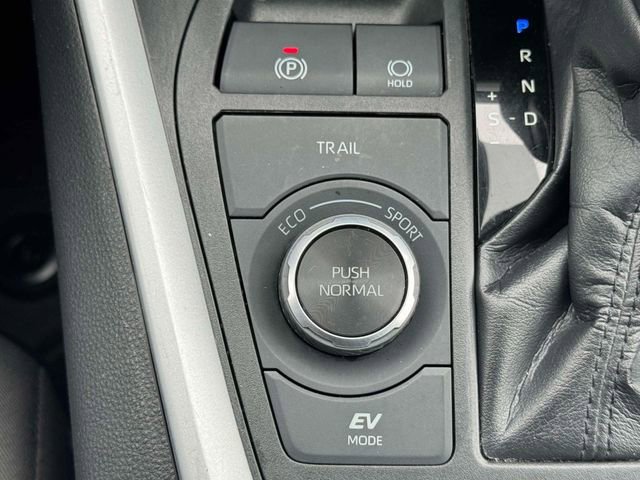 Used 2023 Toyota RAV4 AWD Hybrid image 26