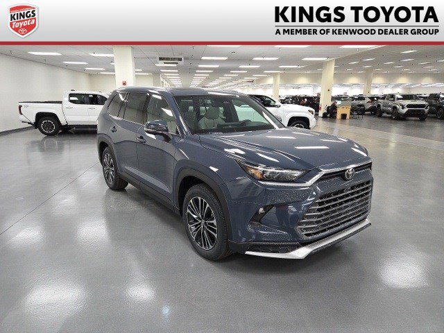 New 2026 Toyota Grand Highlander AWD Hybrid image 1