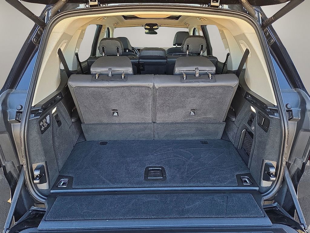 Used 2023 BMW X7 xDrive40i image 15