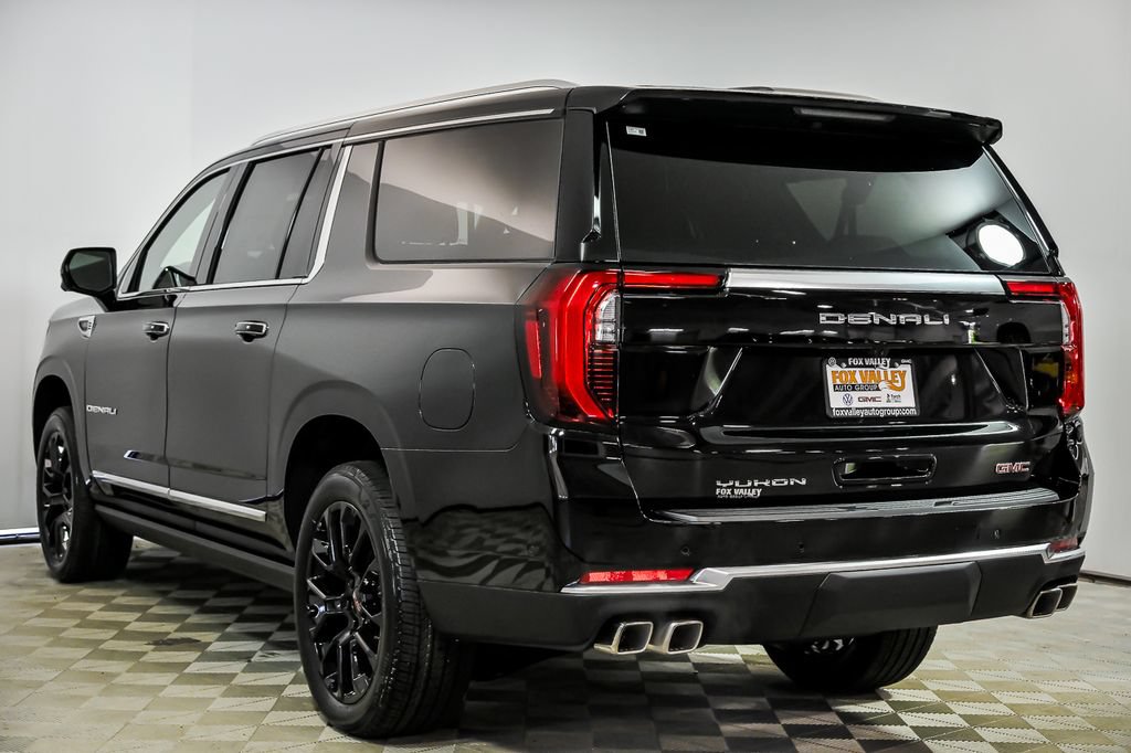 New 2026 GMC Yukon Denali w/ Denali Reserve Package AWD/4WD image 4
