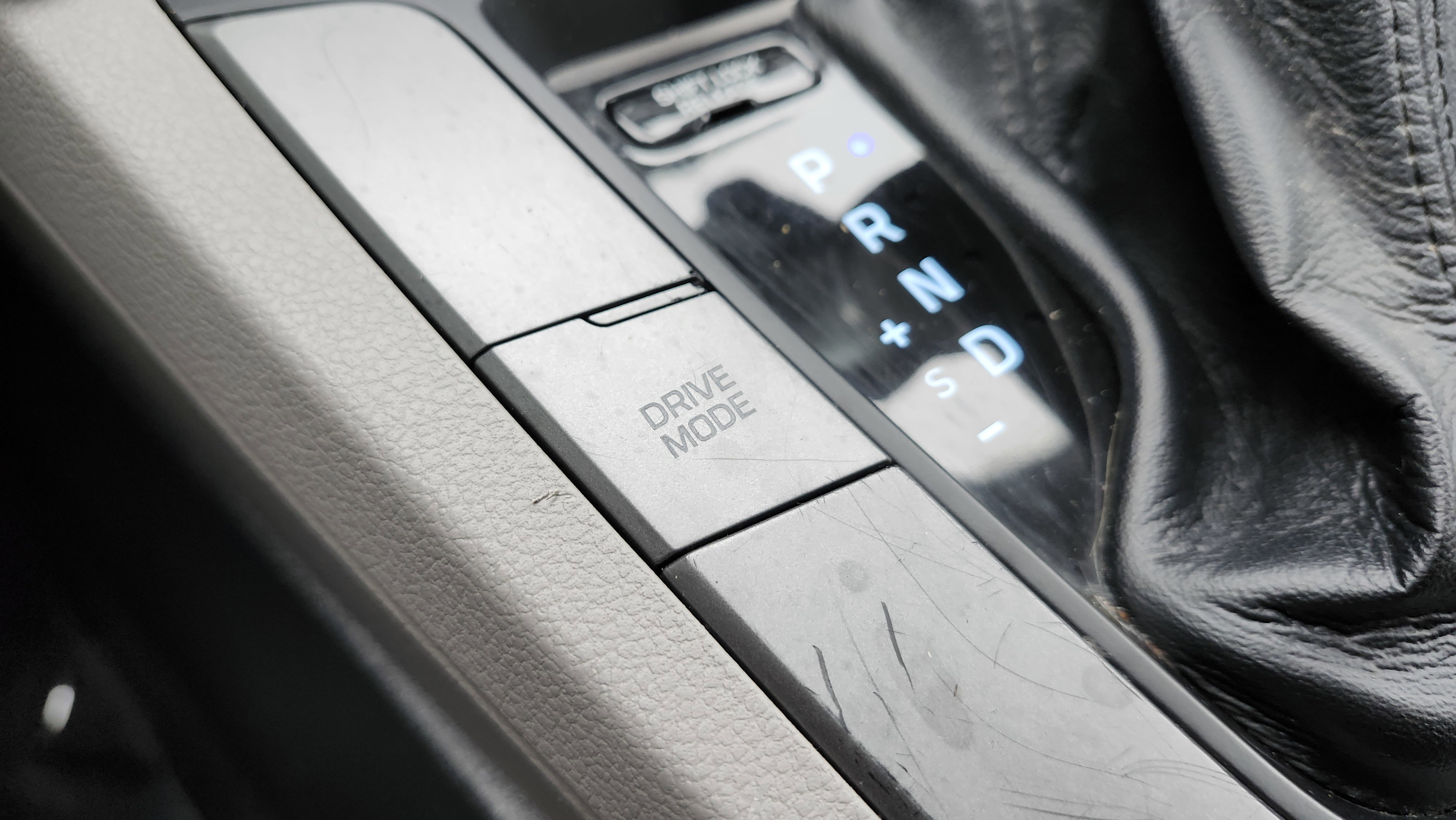 Used 2020 Hyundai Elantra SEL image 8