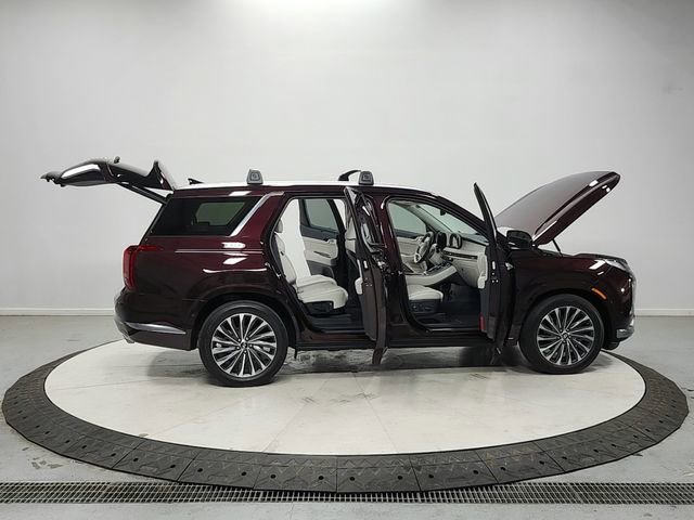 Used 2025 Hyundai Palisade Calligraphy FWD image 16