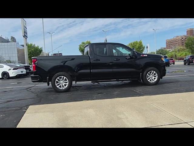 Used 2022 Chevrolet Silverado 1500 RST image 9