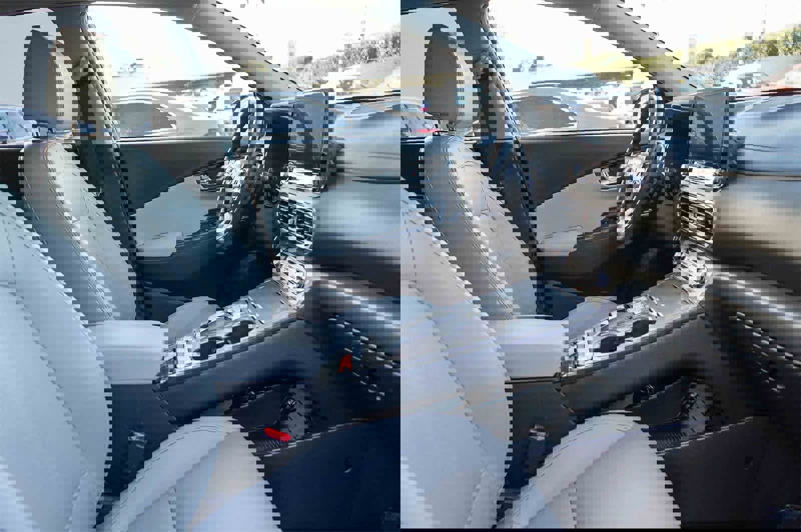 Used 2022 Hyundai Kona Limited image 14