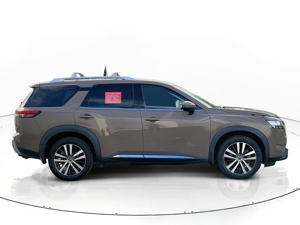 Certified 2023 Nissan Pathfinder Platinum w/ Lighting Package (N93) FWD image 7