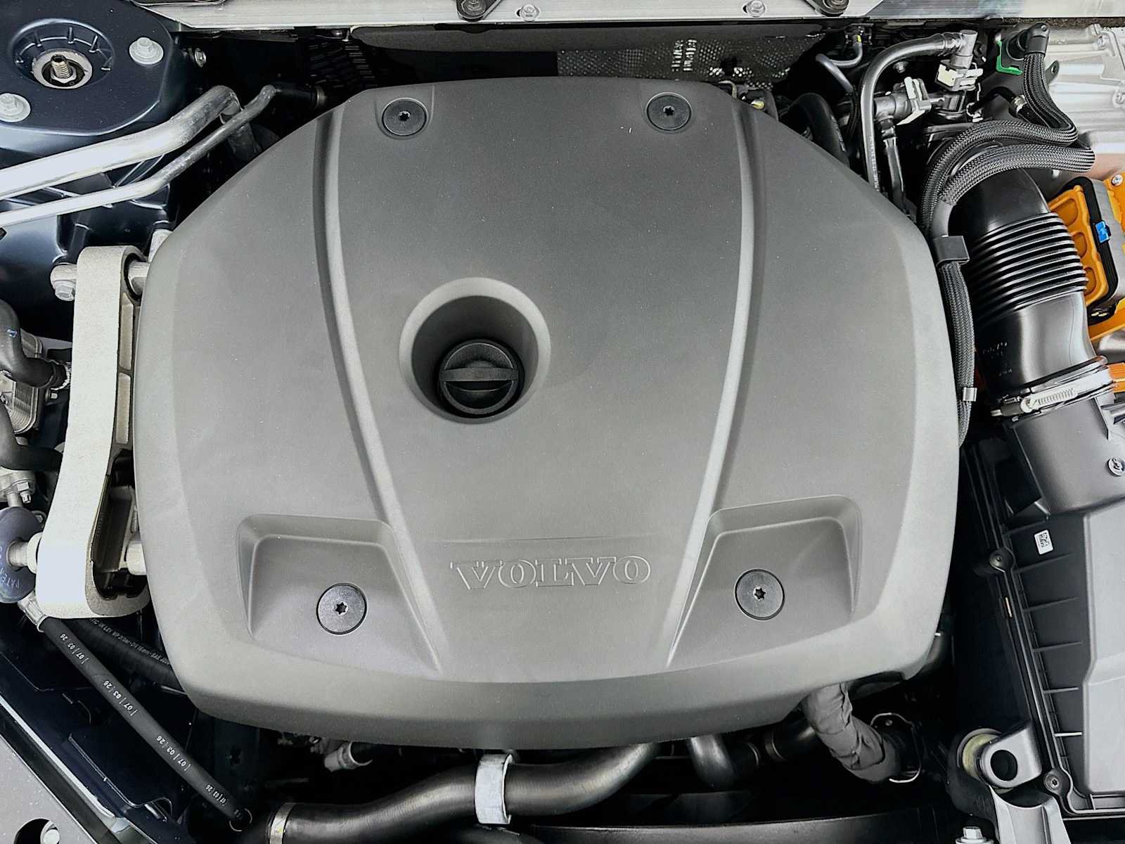New 2026 Volvo XC60 T8 Plus w/ Protection Package AWD/4WD image 27