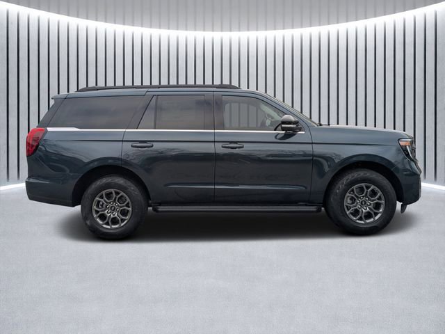 New 2026 Ford Expedition Active image 2