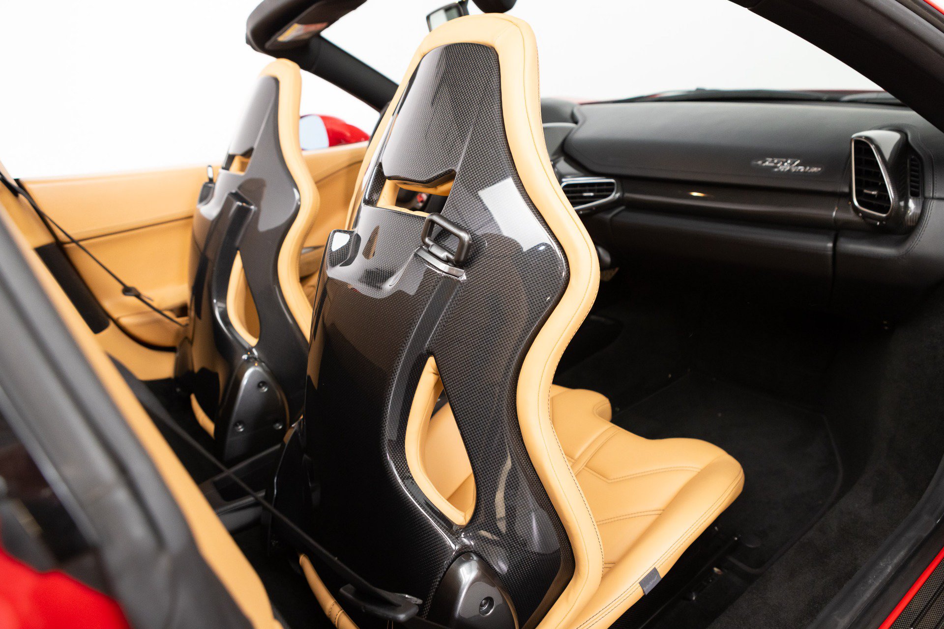 Certified 2014 Ferrari 458 Spider RWD image 59