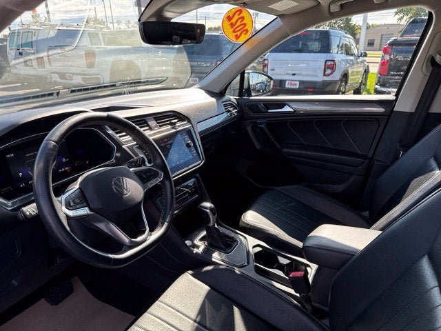 Used 2022 Volkswagen Tiguan SE FWD image 10