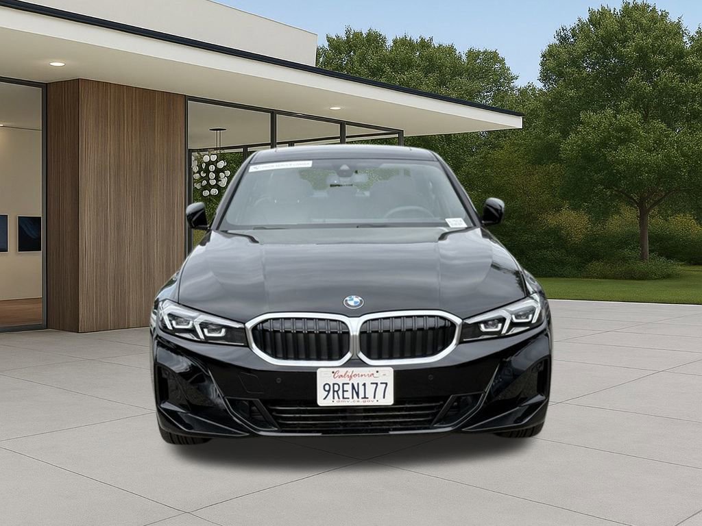 Used 2025 BMW 330i Sedan w/ Premium Package image 4
