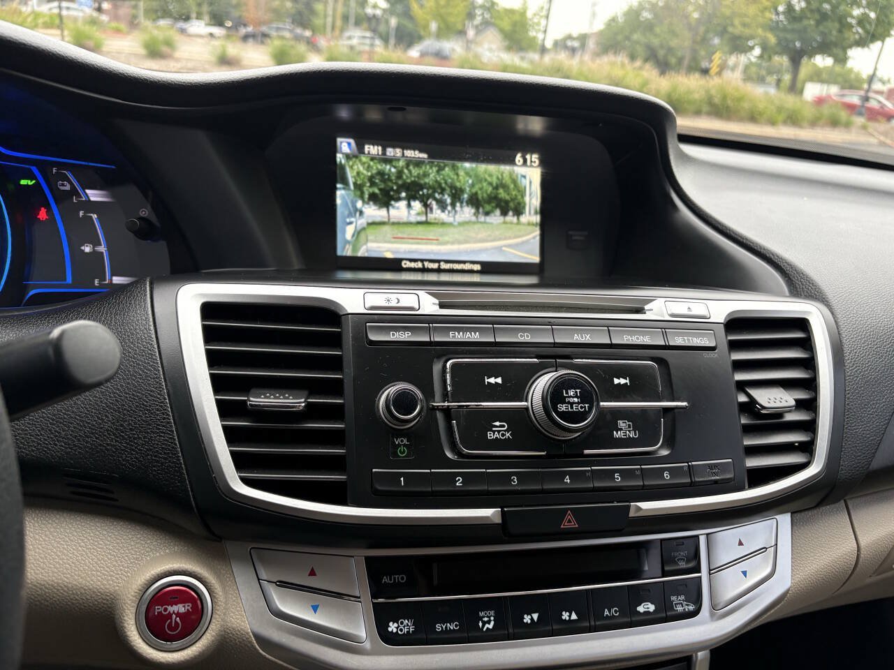 Used 2015 Honda Accord Hybrid Sedan image 32