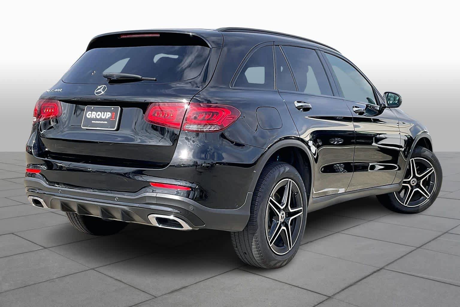 Used 2022 Mercedes-Benz GLC 300 image 11