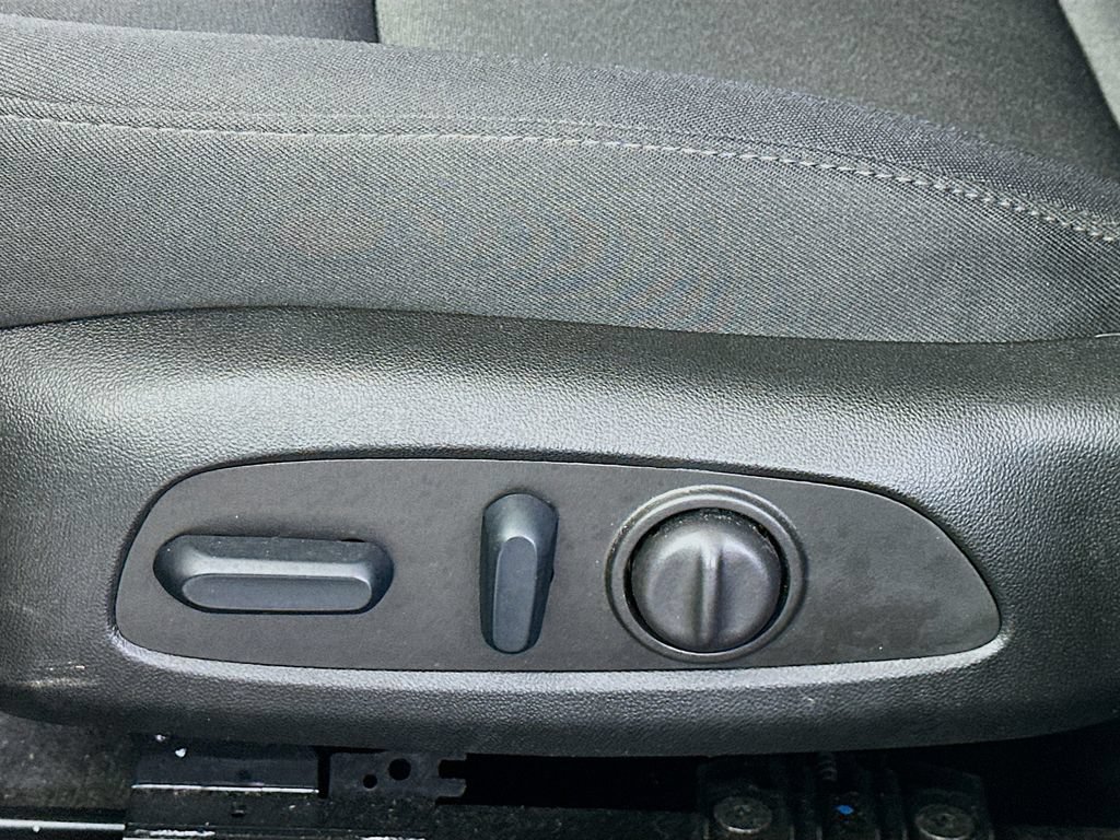 Used 2024 Chevrolet Malibu LT FWD image 22