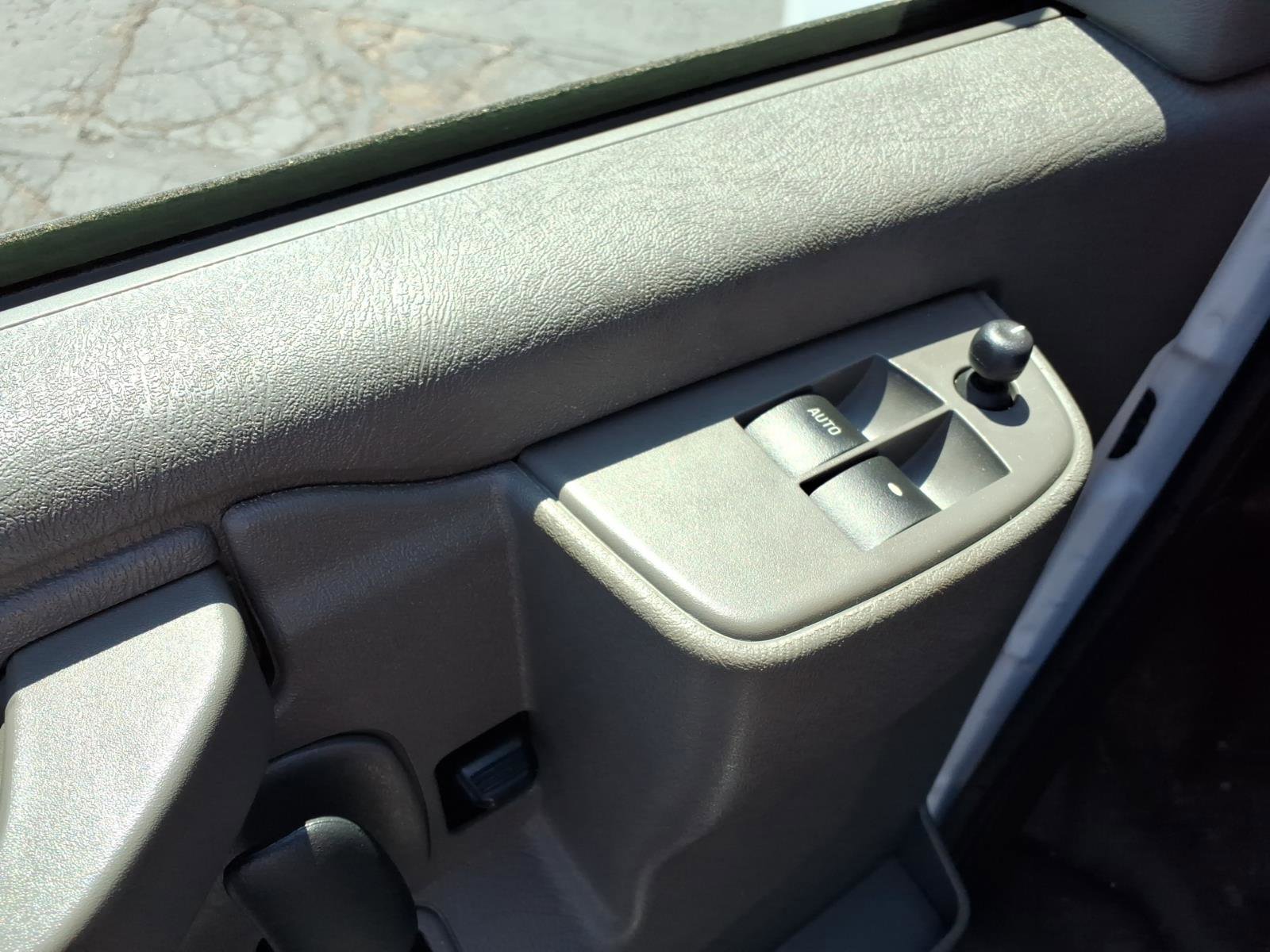 Used 2024 Chevrolet Express 2500 w/ Driver Convenience Package RWD image 13