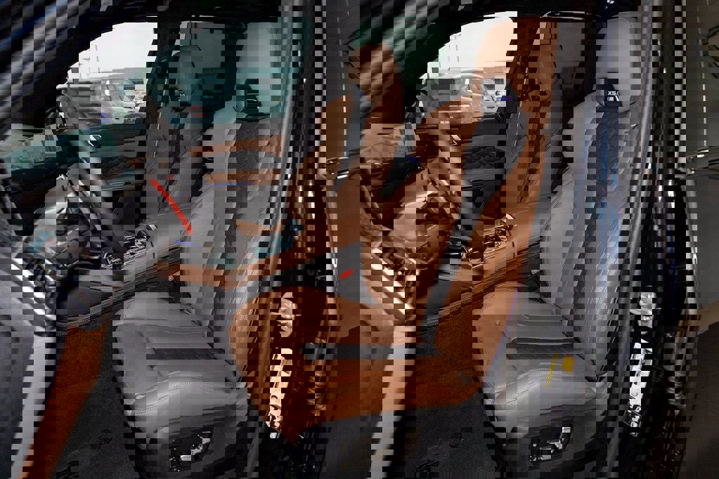 New 2026 BMW X5 M Competition w/ Executive Package image 35