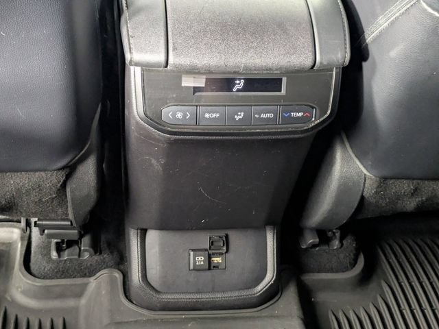 Used 2021 Toyota Highlander XSE AWD/4WD image 28