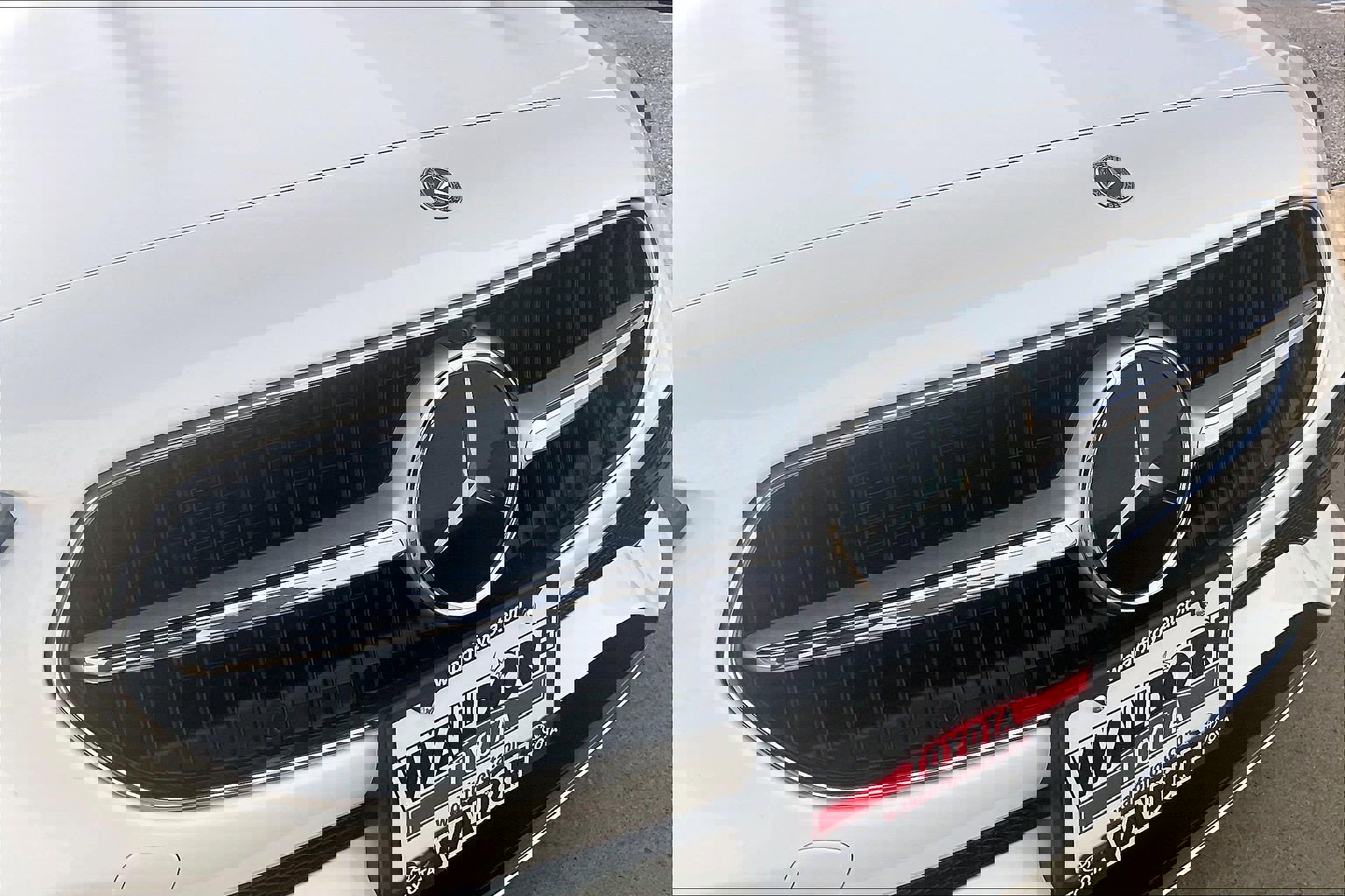 Used 2023 Mercedes-Benz C 300 4MATIC Sedan w/ Exclusive Trim Package image 35