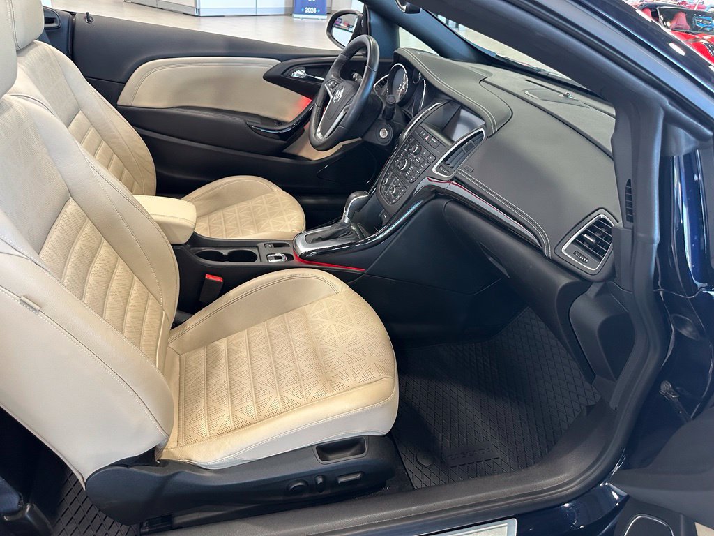 Used 2019 Buick Cascada Premium FWD image 23
