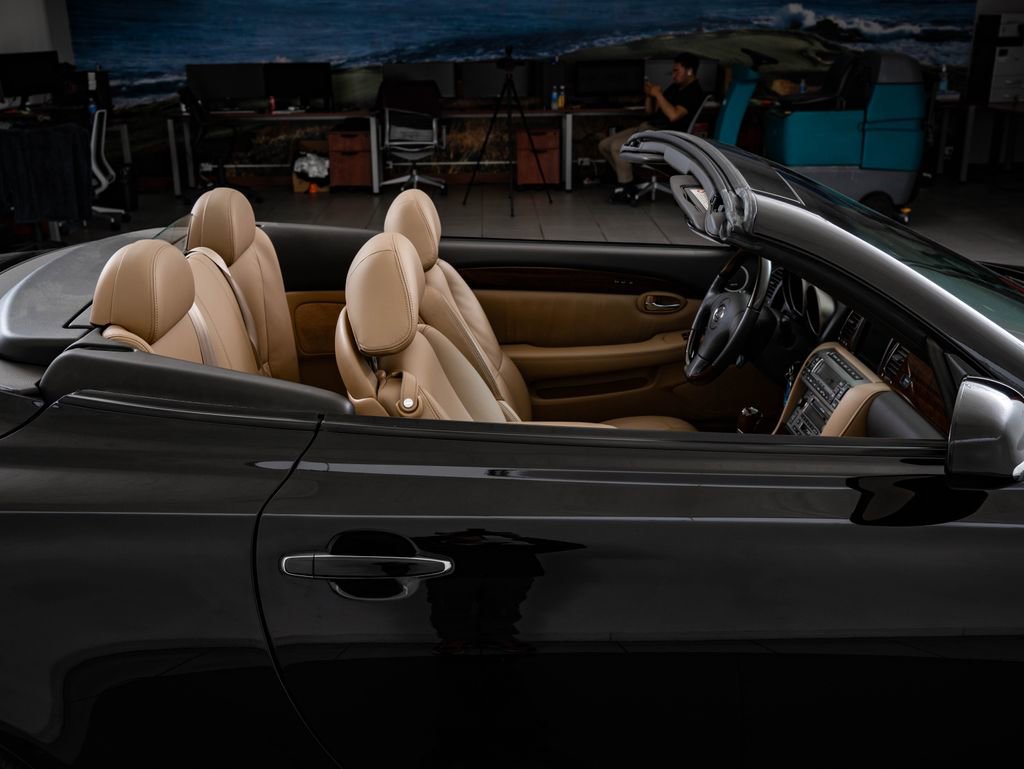 Used 2006 Lexus SC 430 Convertible RWD image 25