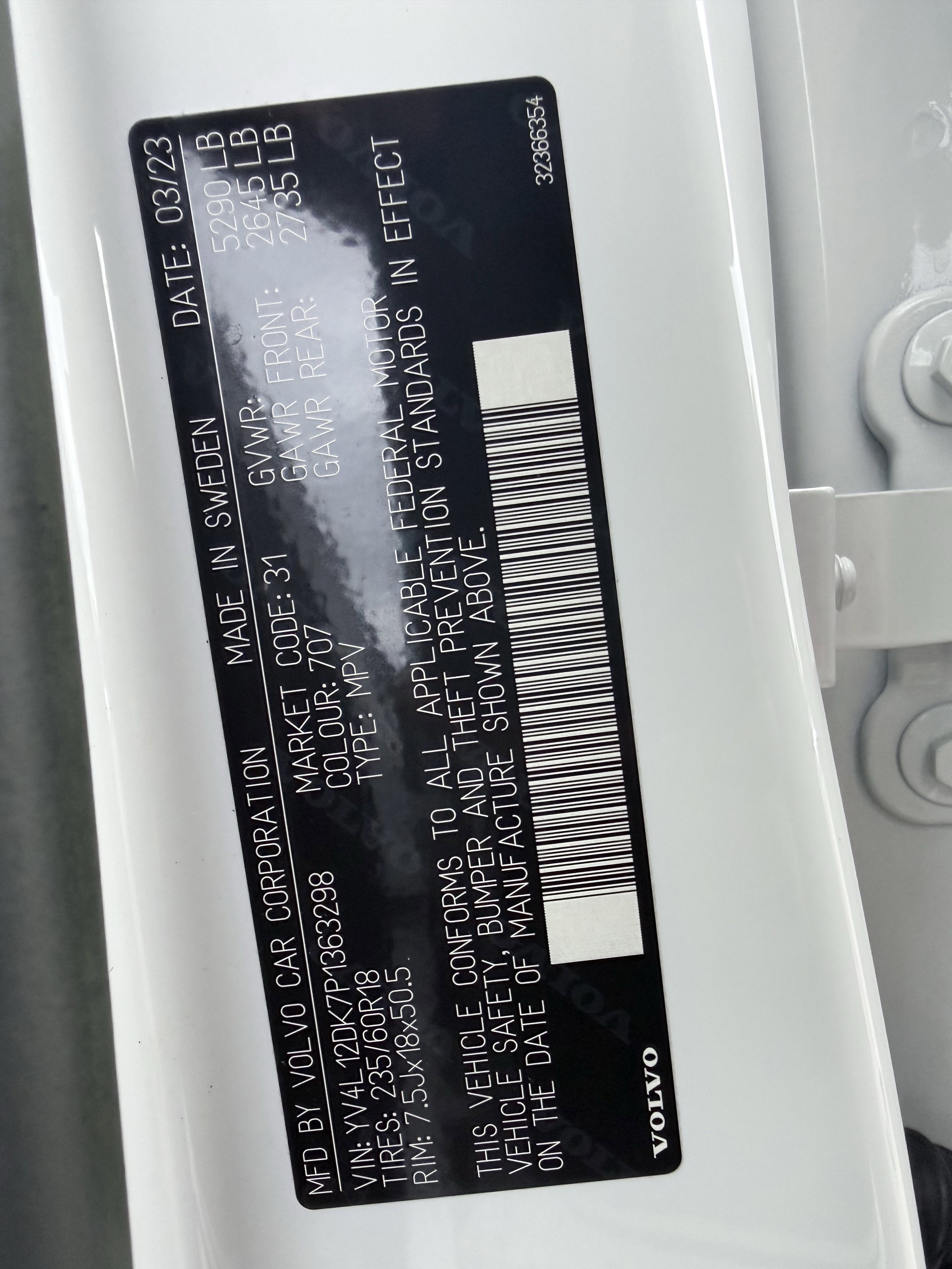 Used 2023 Volvo XC60 B5 Core image 31