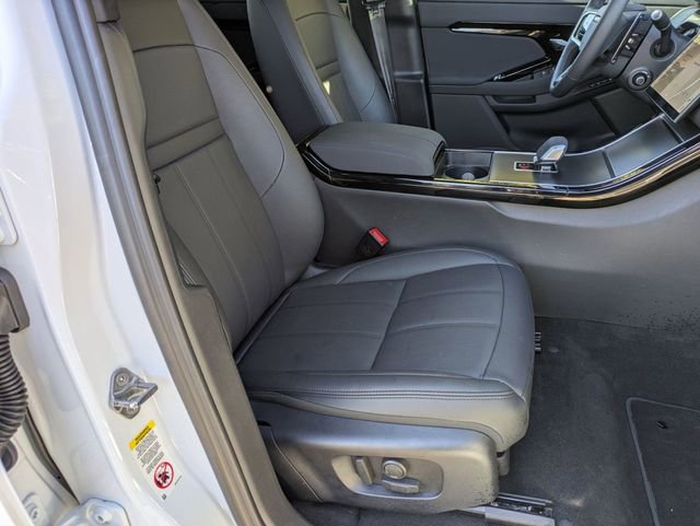 Used 2026 Land Rover Range Rover Evoque Dynamic SE image 18